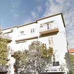Apartment Sole Macula